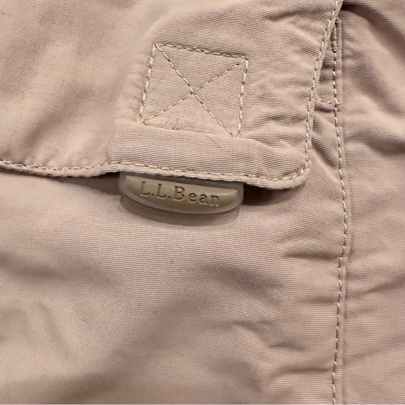 LL Bean Pants Womens Beige Khaki Cargo Nylon Outdoor Hiking Camping Fishing - Picture 4 of 12
